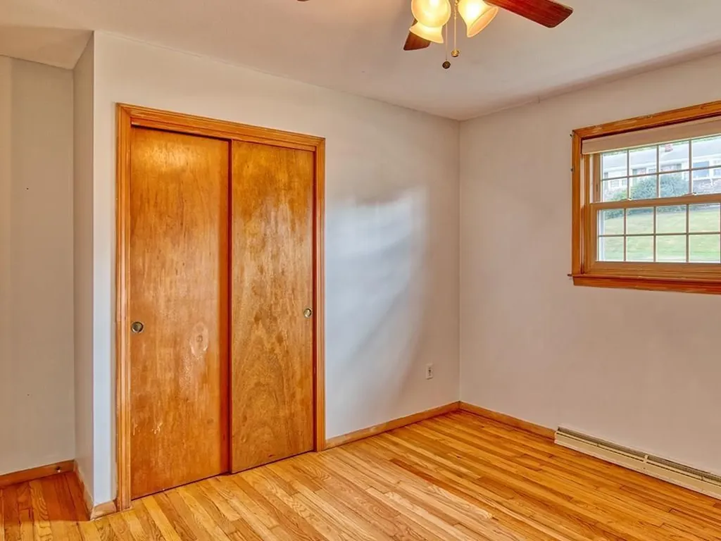 14 Algonquin Drive Middletown RI 02840