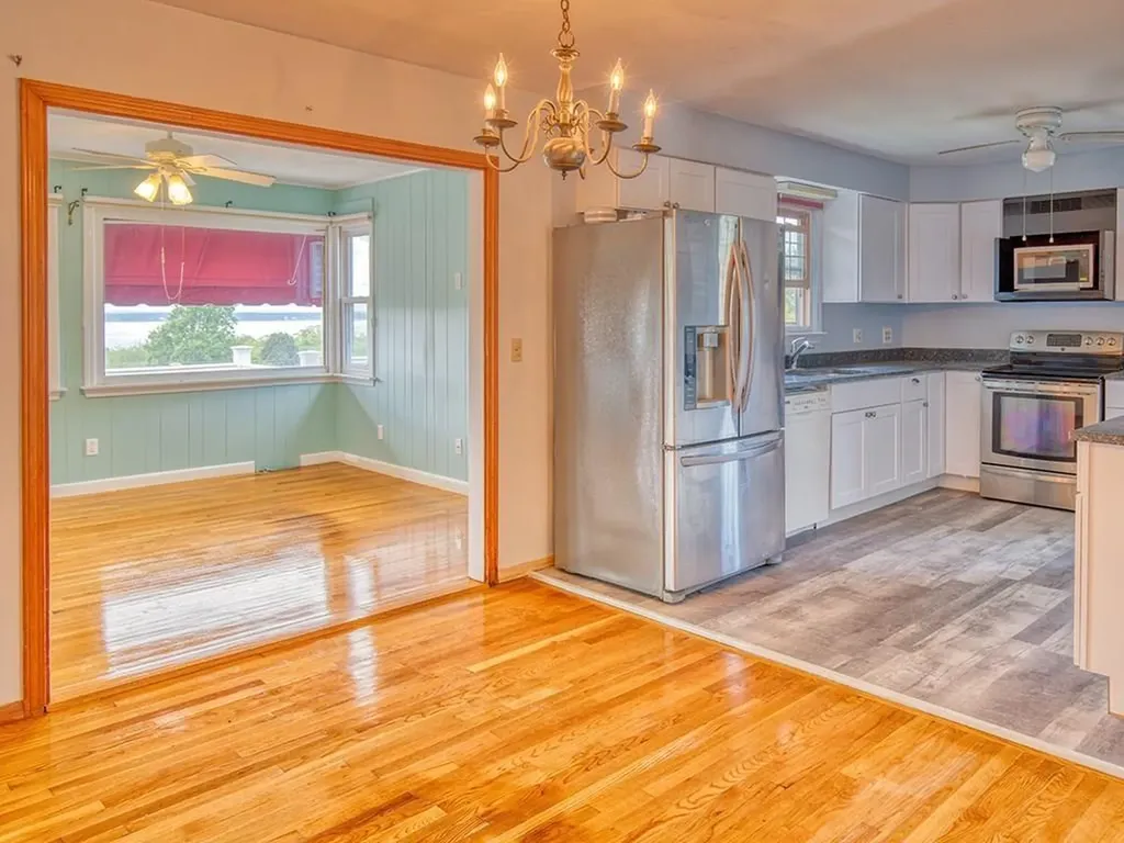 14 Algonquin Drive Middletown RI 02840