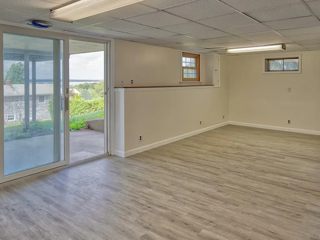14 Algonquin Drive Middletown RI 02840