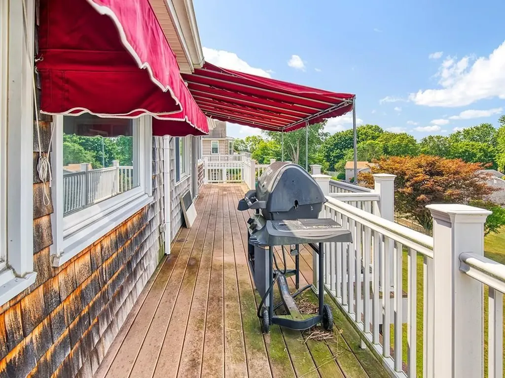 14 Algonquin Drive Middletown RI 02840