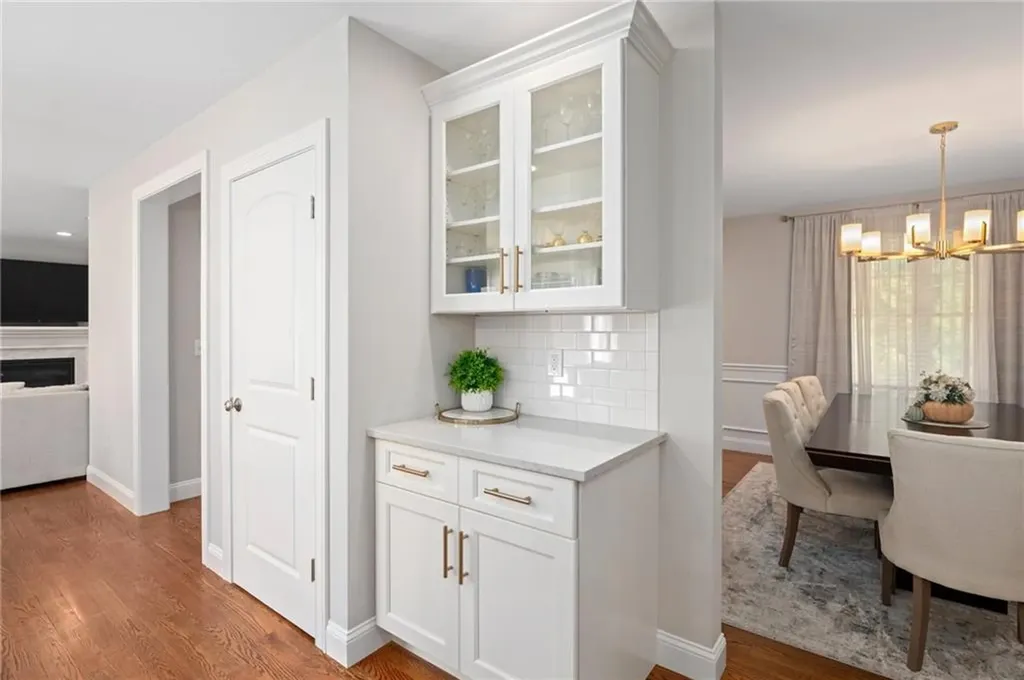 142 Swan Road Smithfield RI 02917