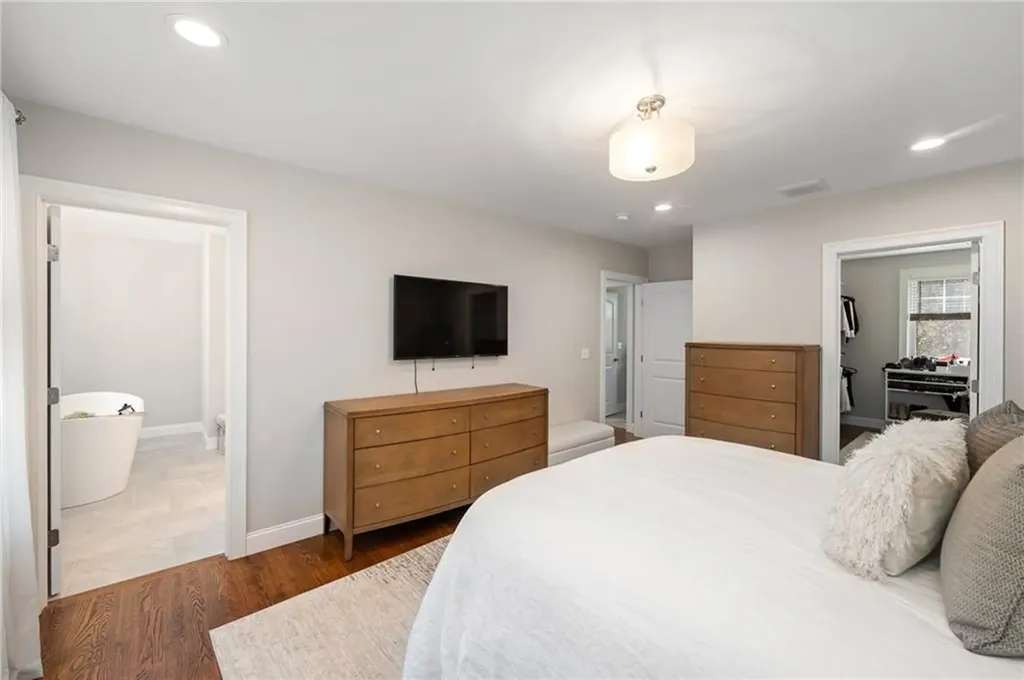 142 Swan Road Smithfield RI 02917