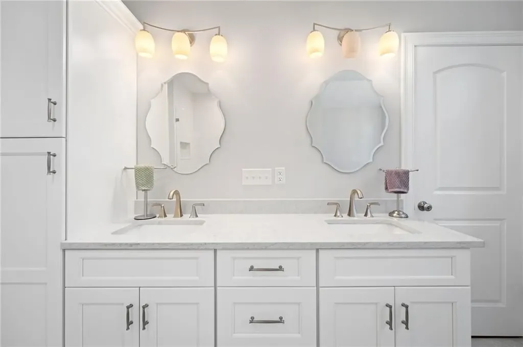 142 Swan Road Smithfield RI 02917