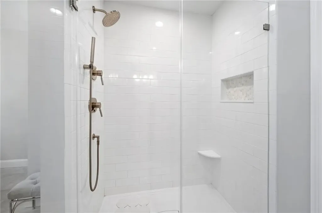 142 Swan Road Smithfield RI 02917