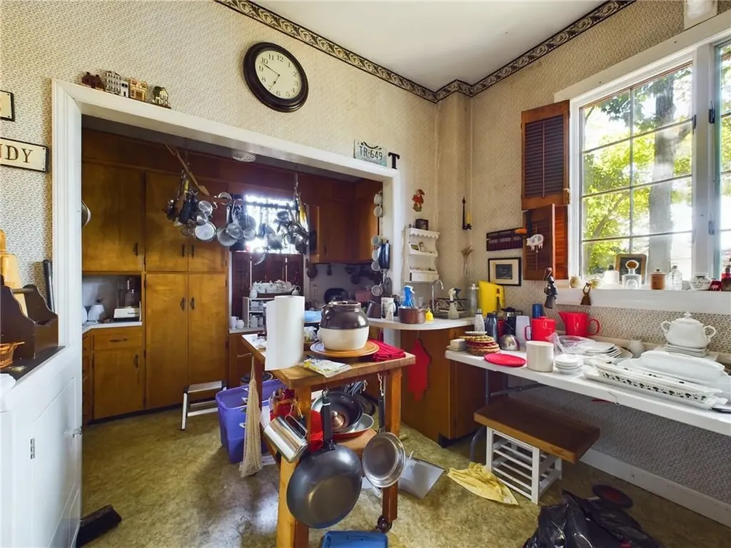 60 62 Bainbridge Avenue Providence RI 02909