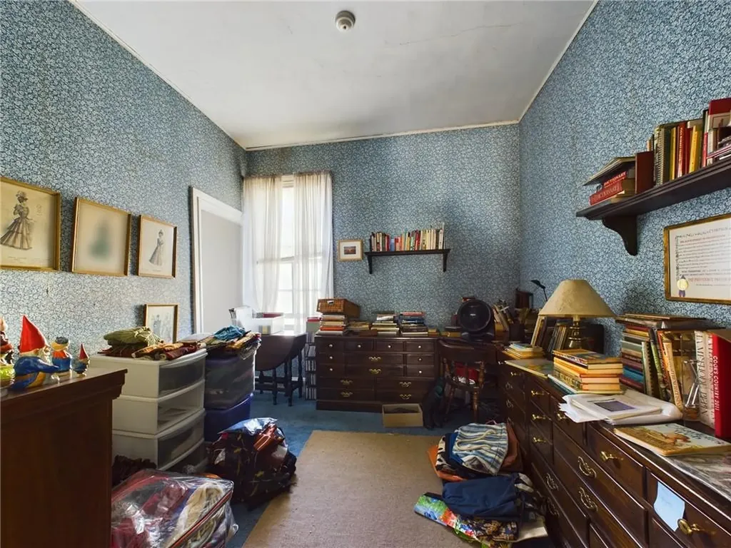 60 62 Bainbridge Avenue Providence RI 02909
