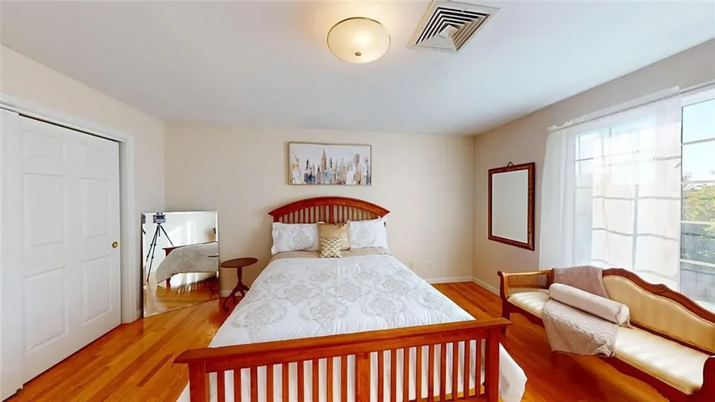 24 Michelle Circle Warwick RI 02886