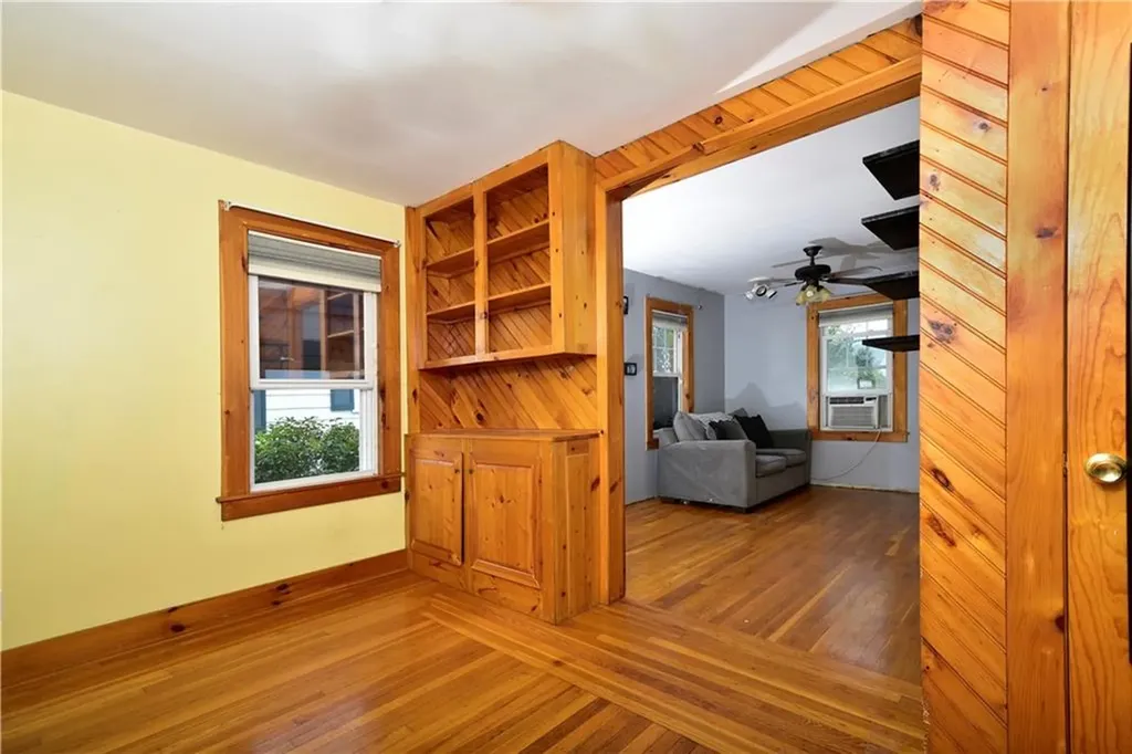 9 Hunter Avenue Johnston RI 02919