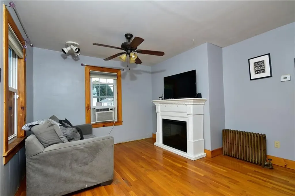 9 Hunter Avenue Johnston RI 02919