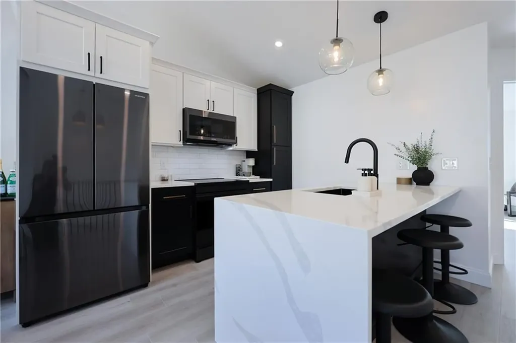 1369 Park Avenue Cranston RI 02920