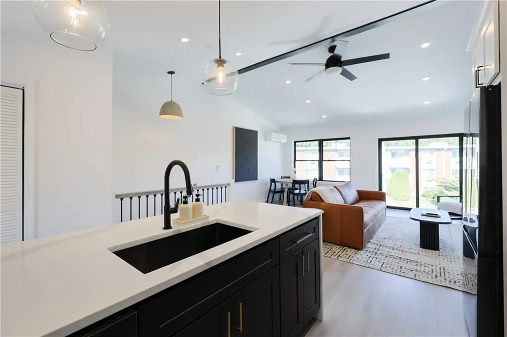 1369 Park Avenue Cranston RI 02920