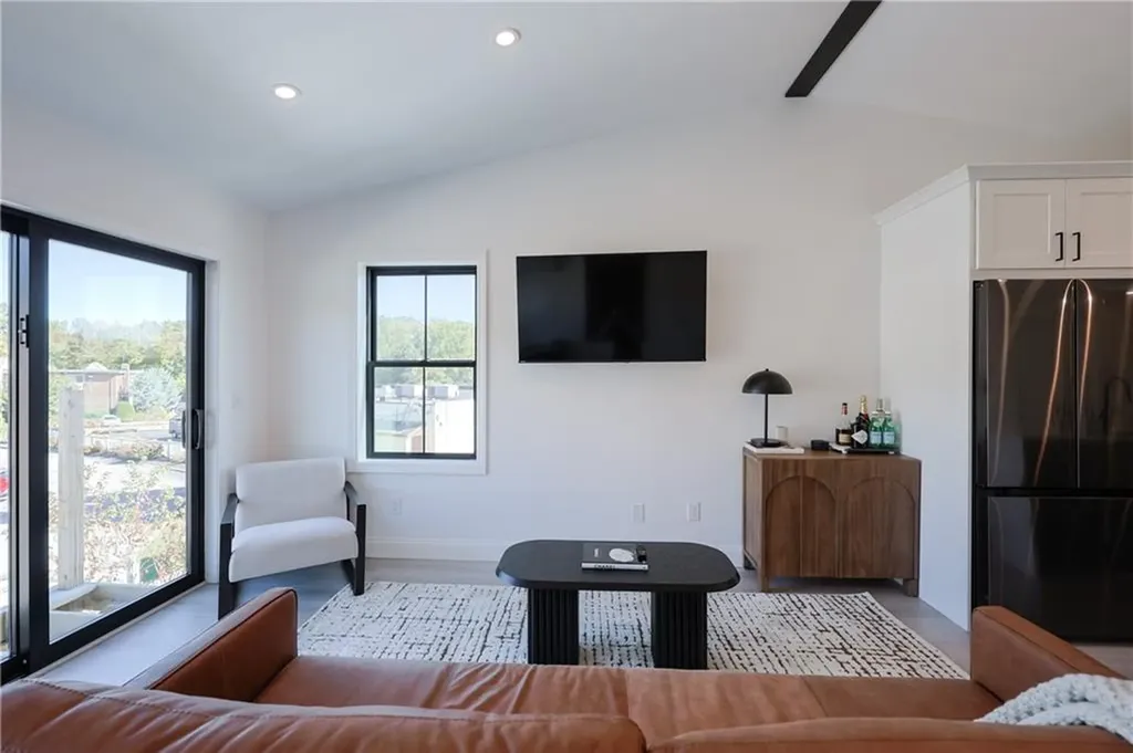 1369 Park Avenue Cranston RI 02920