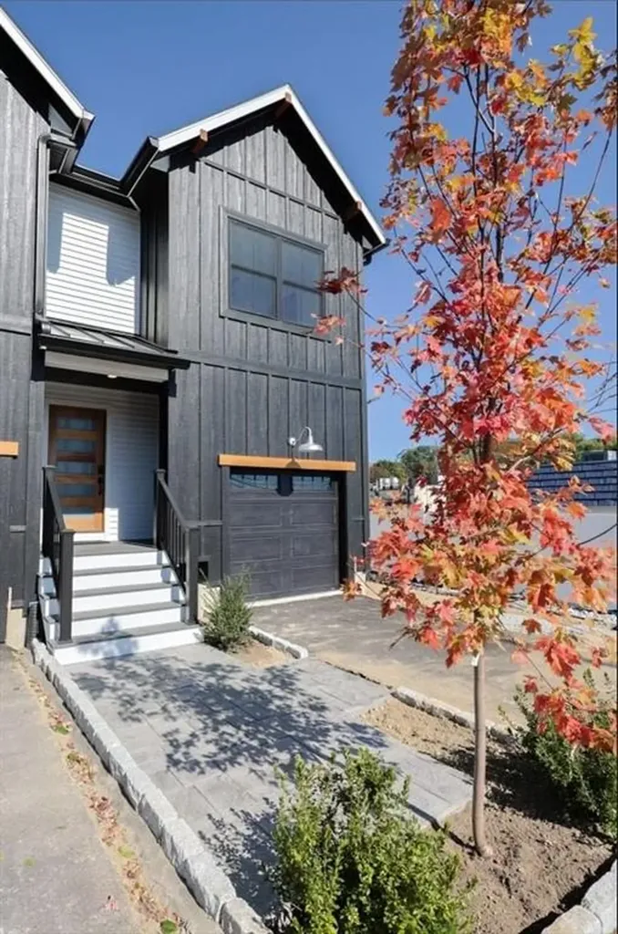 1369 Park Avenue Cranston RI 02920