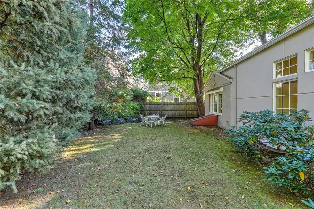 36 Lincoln Avenue Providence RI 02906