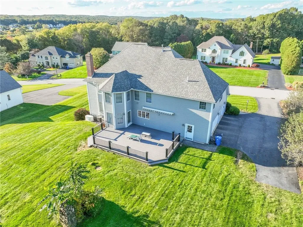 4 West Valley Drive Cumberland RI 02864