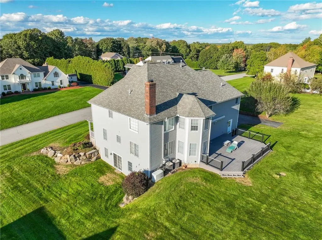 4 West Valley Drive Cumberland RI 02864