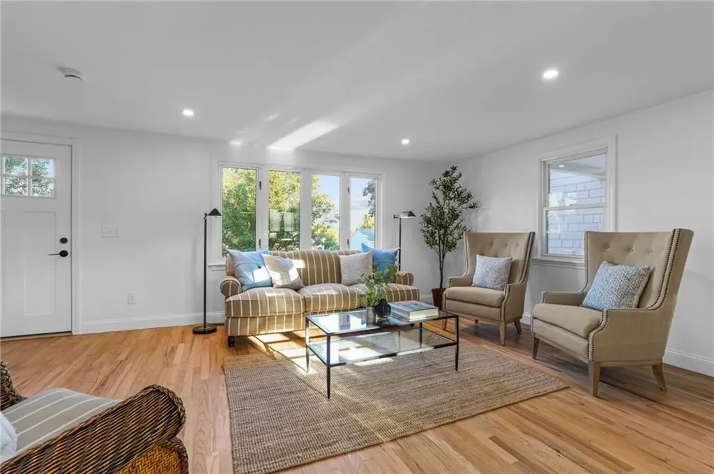 6 Verdi Lane Bristol RI 02809