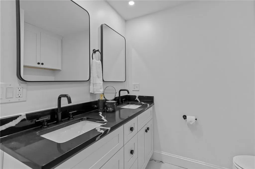 6 Verdi Lane Bristol RI 02809