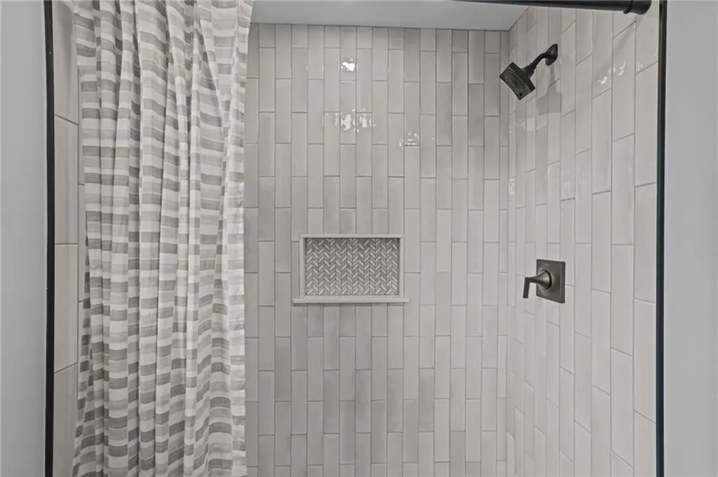 6 Verdi Lane Bristol RI 02809