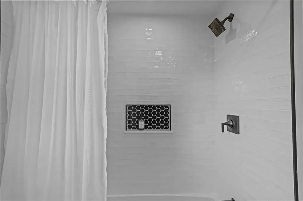 6 Verdi Lane Bristol RI 02809