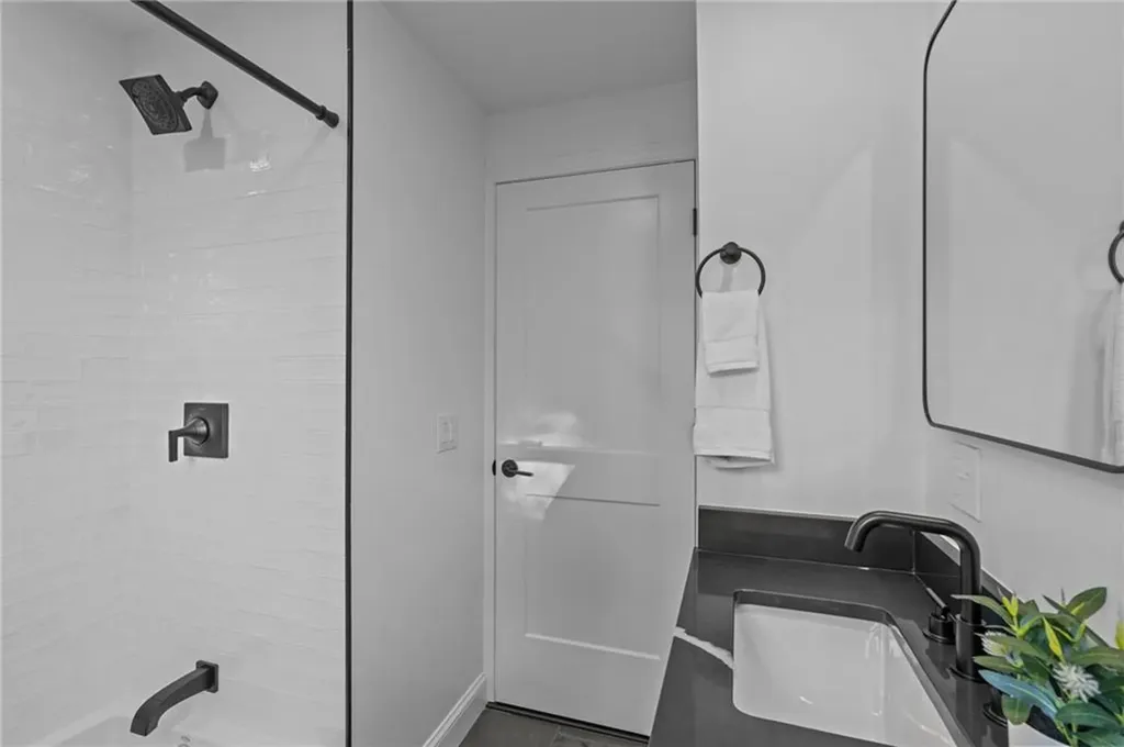 6 Verdi Lane Bristol RI 02809