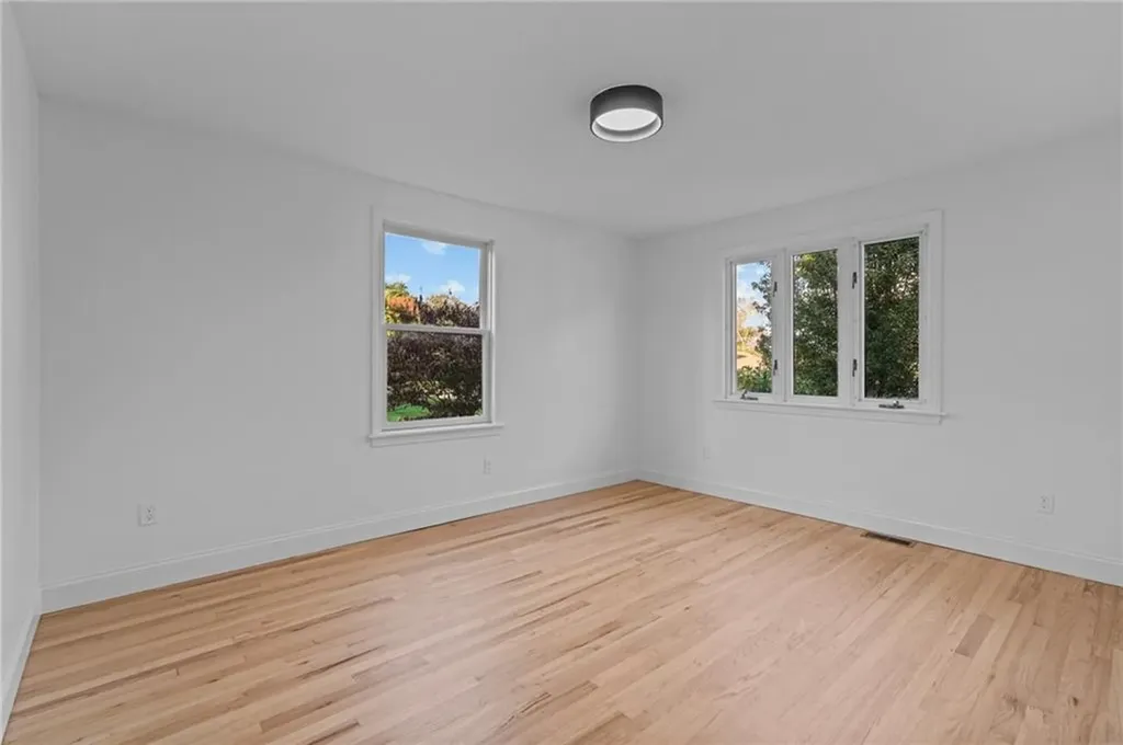 6 Verdi Lane Bristol RI 02809