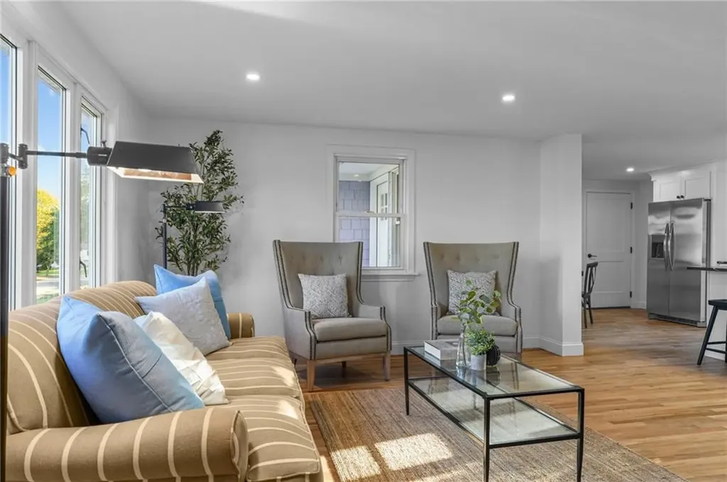 6 Verdi Lane Bristol RI 02809