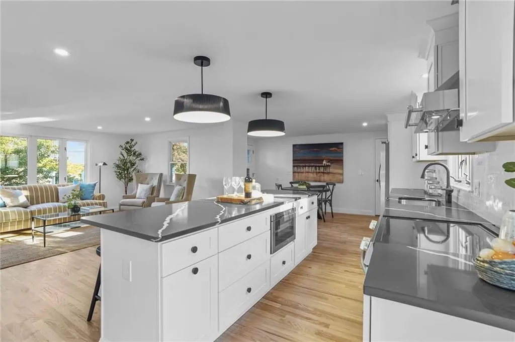 6 Verdi Lane Bristol RI 02809