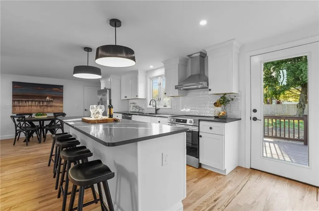 6 Verdi Lane Bristol RI 02809