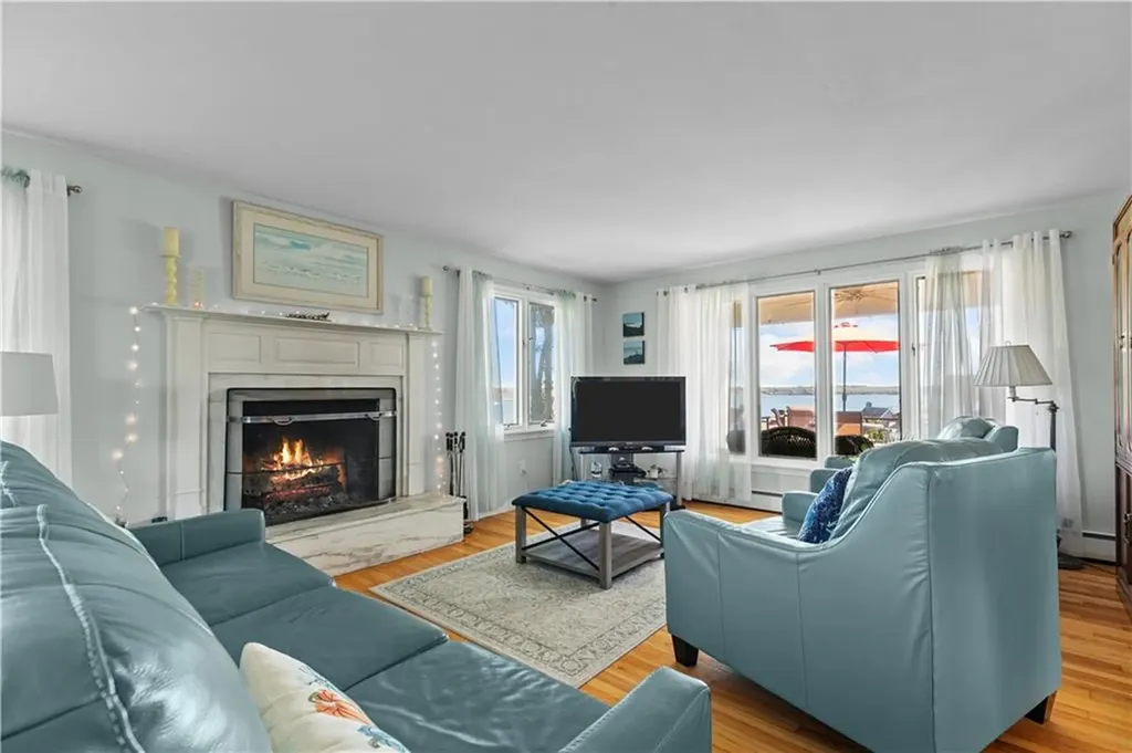 232 Taylor Road Portsmouth RI 02871
