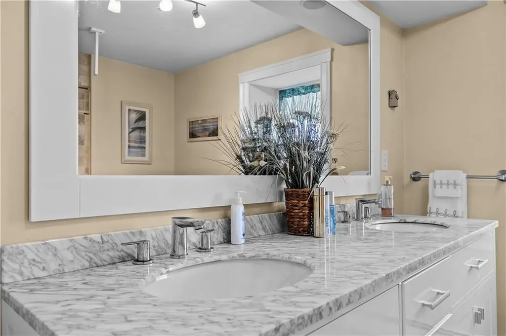 232 Taylor Road Portsmouth RI 02871