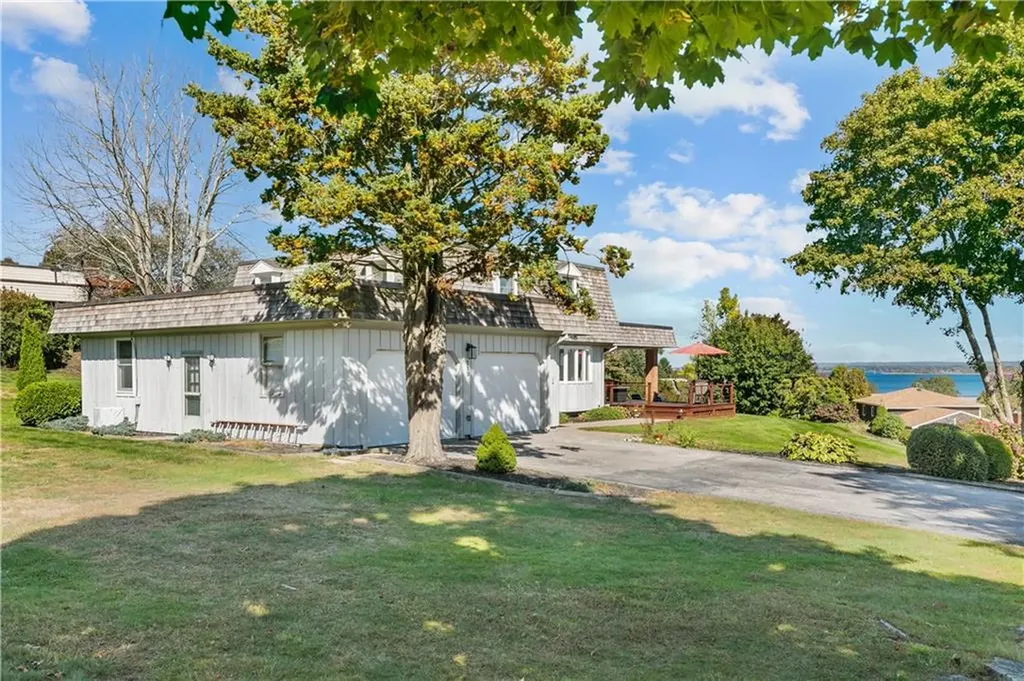 232 Taylor Road Portsmouth RI 02871