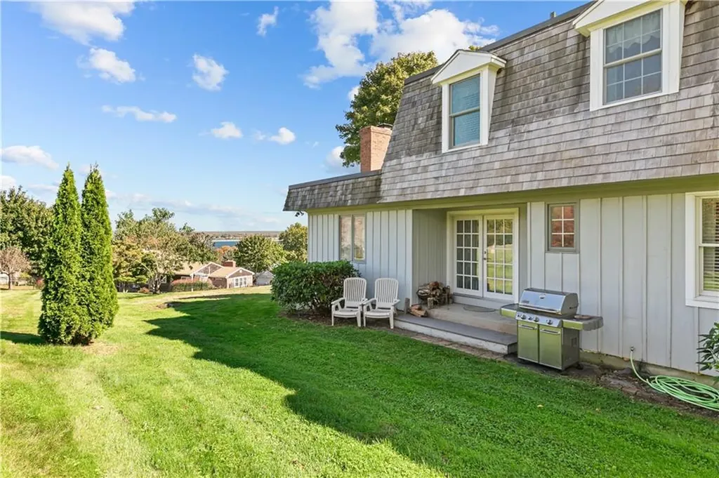 232 Taylor Road Portsmouth RI 02871