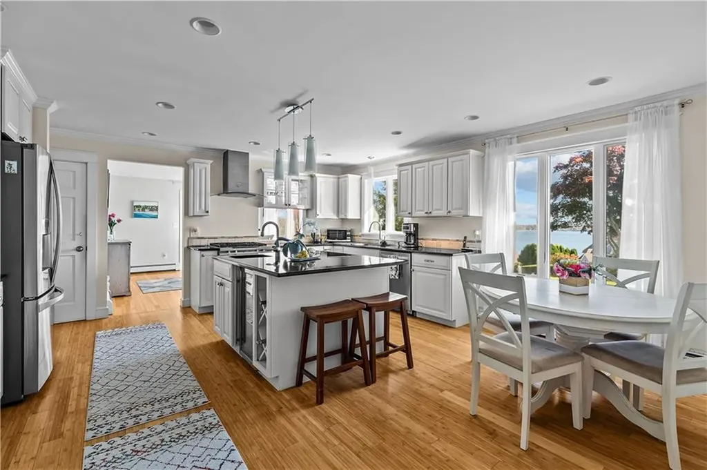 232 Taylor Road Portsmouth RI 02871