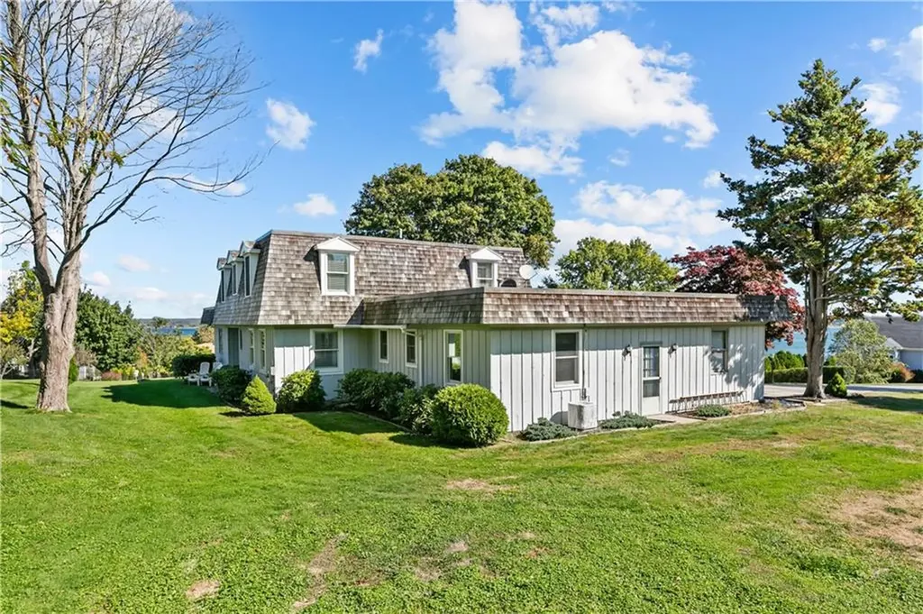 232 Taylor Road Portsmouth RI 02871