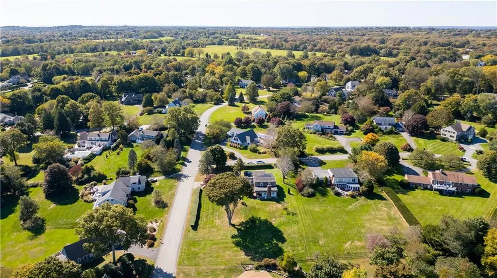 232 Taylor Road Portsmouth RI 02871