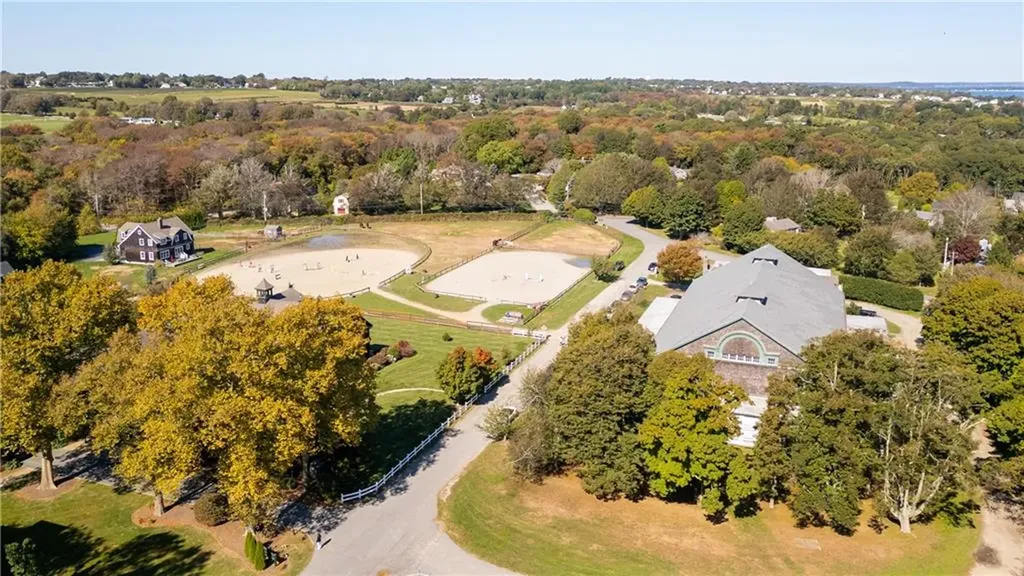 232 Taylor Road Portsmouth RI 02871