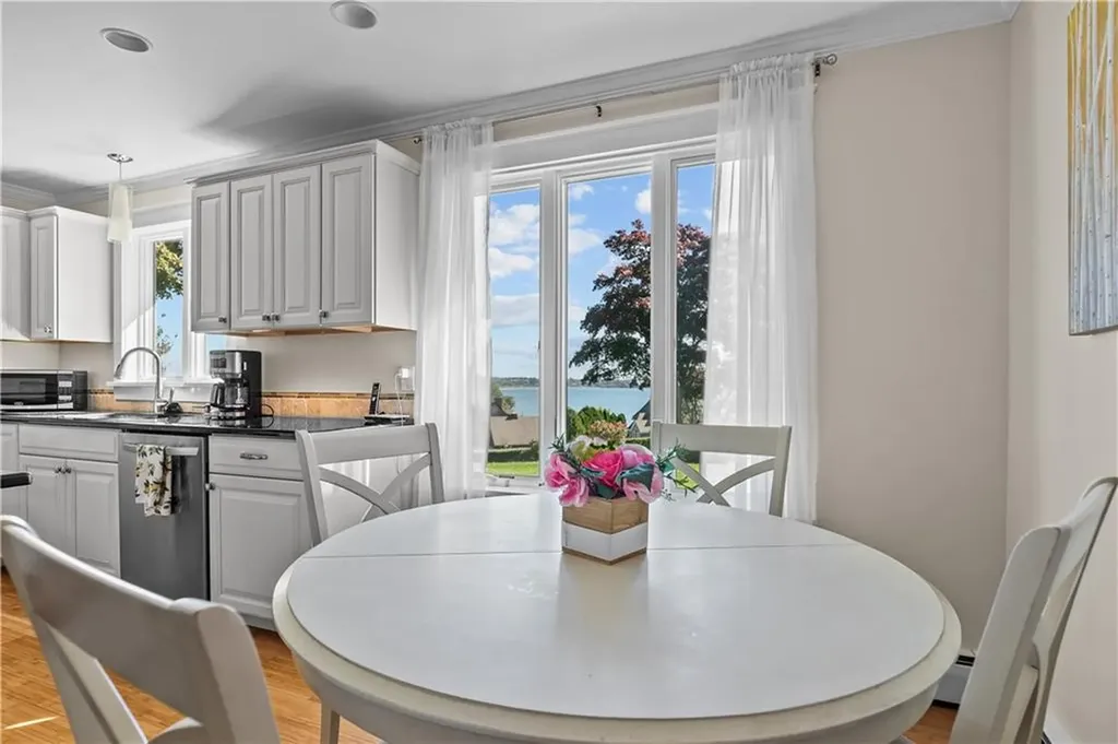 232 Taylor Road Portsmouth RI 02871