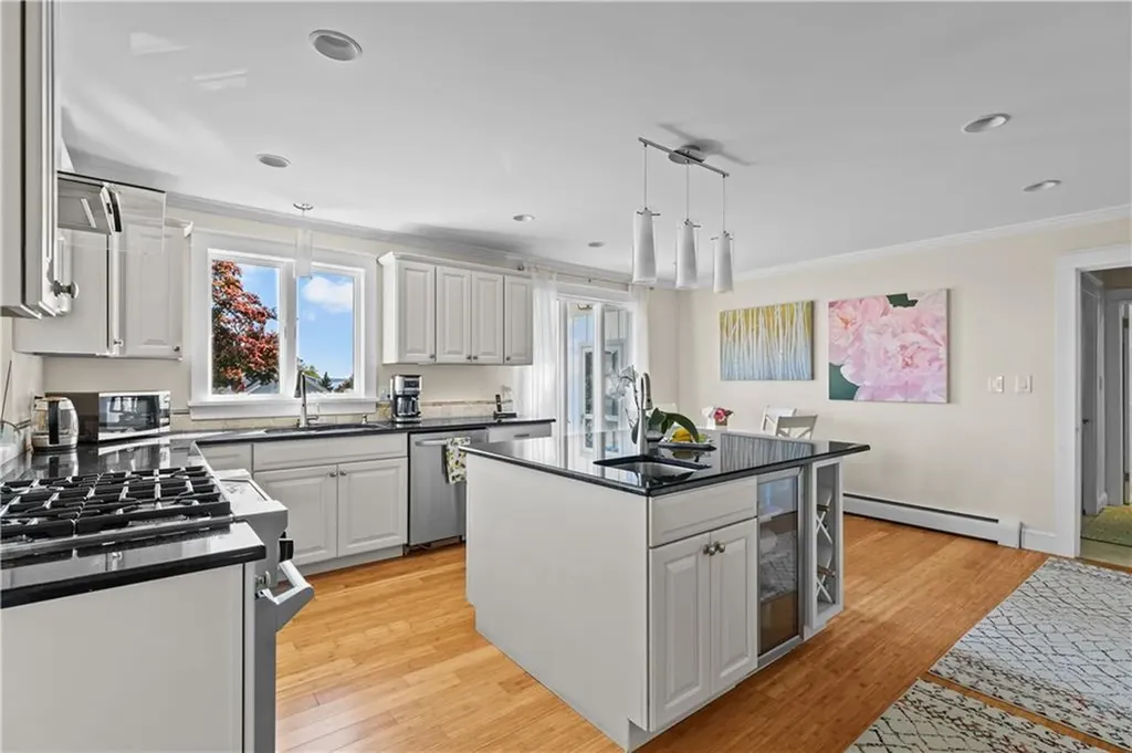232 Taylor Road Portsmouth RI 02871