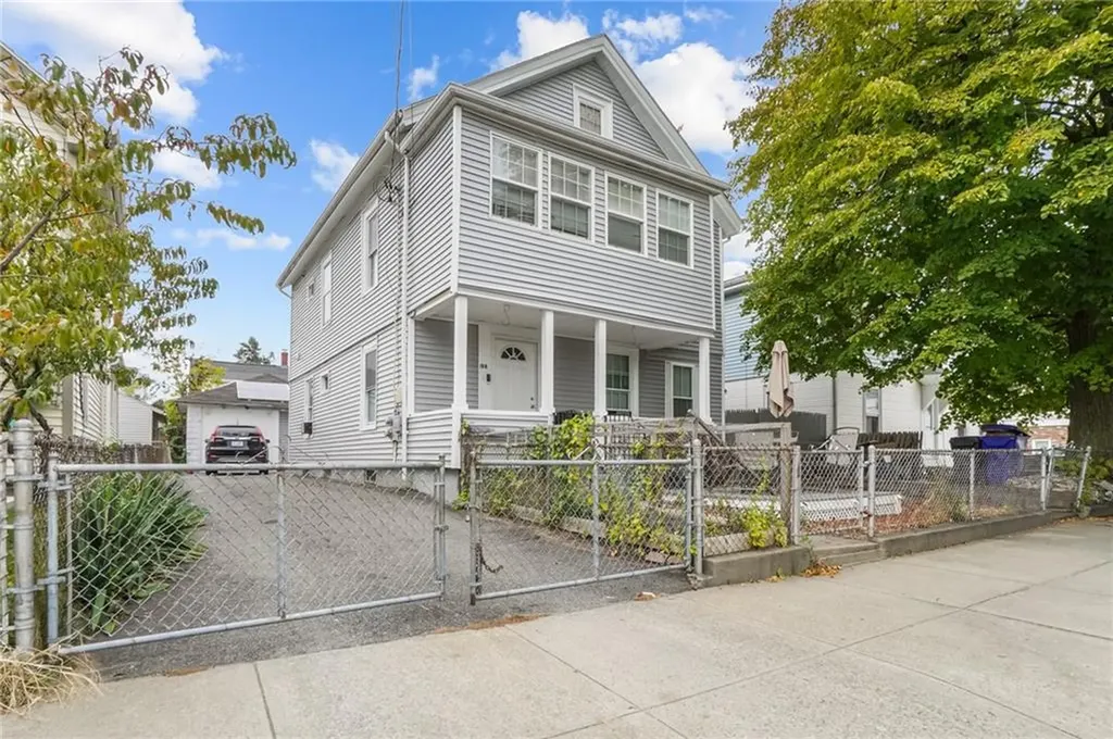 198 East Street Pawtucket RI 02860