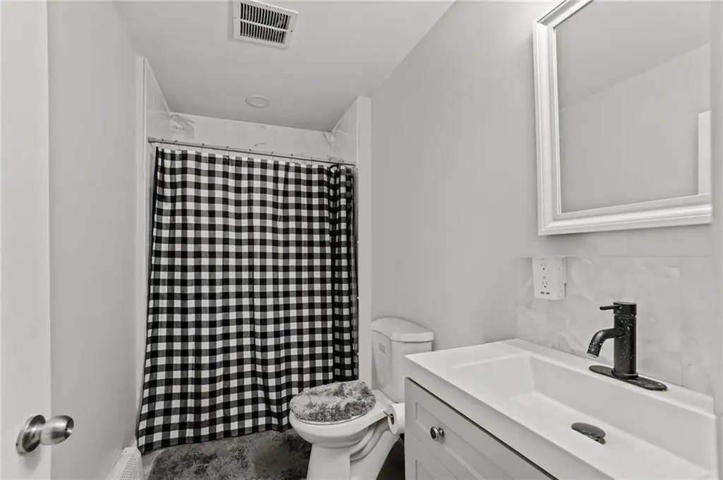 198 East Street Pawtucket RI 02860
