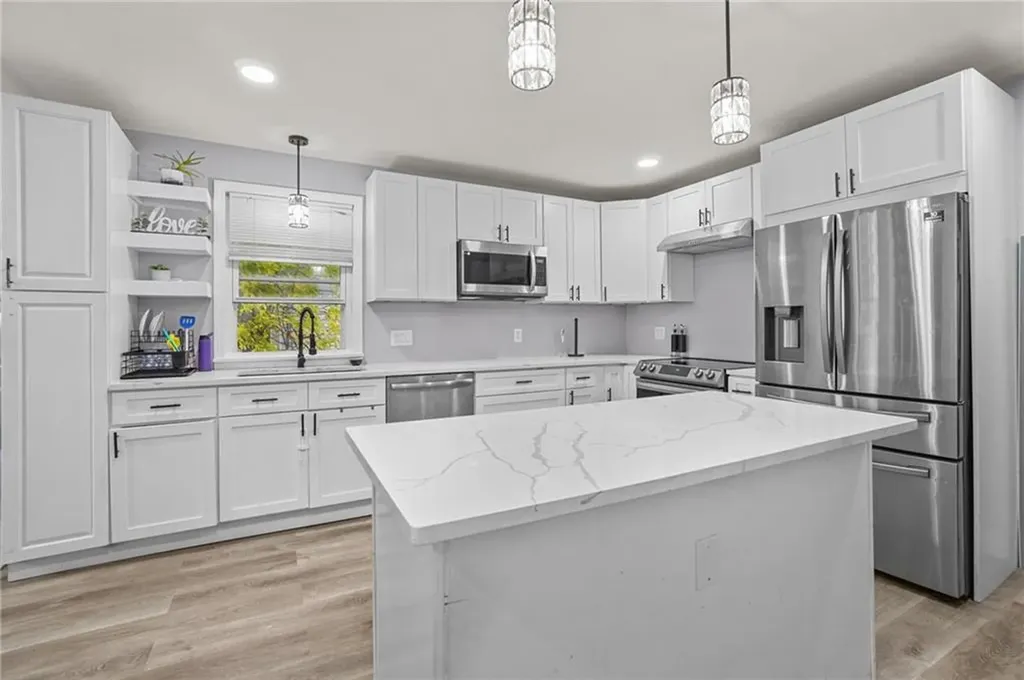 198 East Street Pawtucket RI 02860