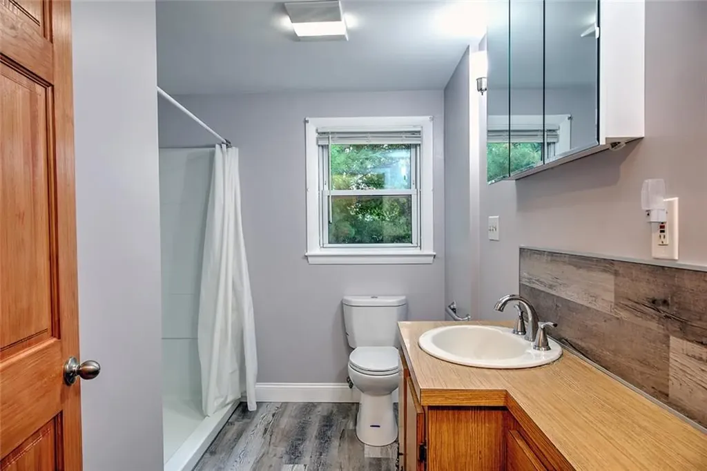 7 Crest Drive Lincoln RI 02865