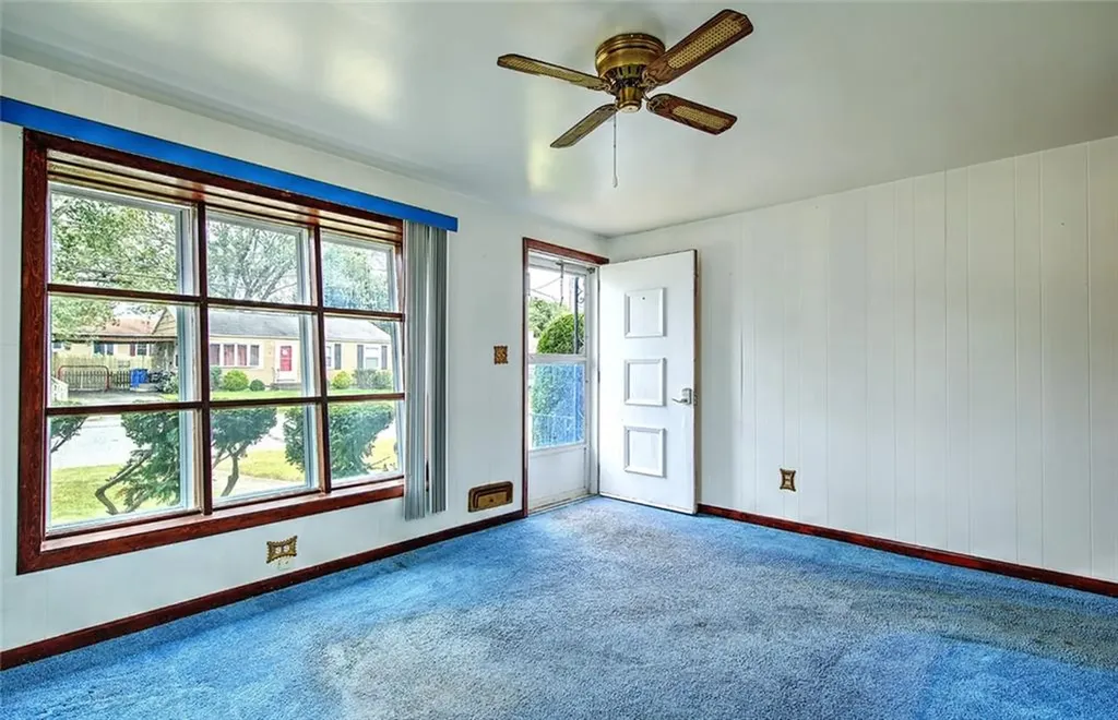 7 Crest Drive Lincoln RI 02865