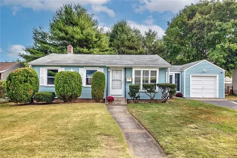 7 Crest Drive Lincoln RI 02865