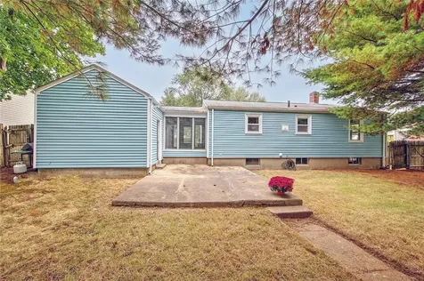 7 Crest Drive Lincoln RI 02865