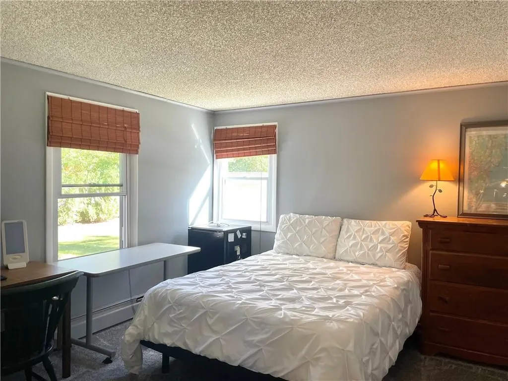 119 Edgewater Road Narragansett RI 02882