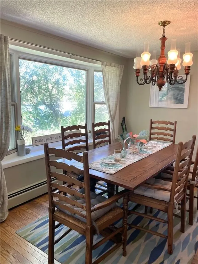 119 Edgewater Road Narragansett RI 02882