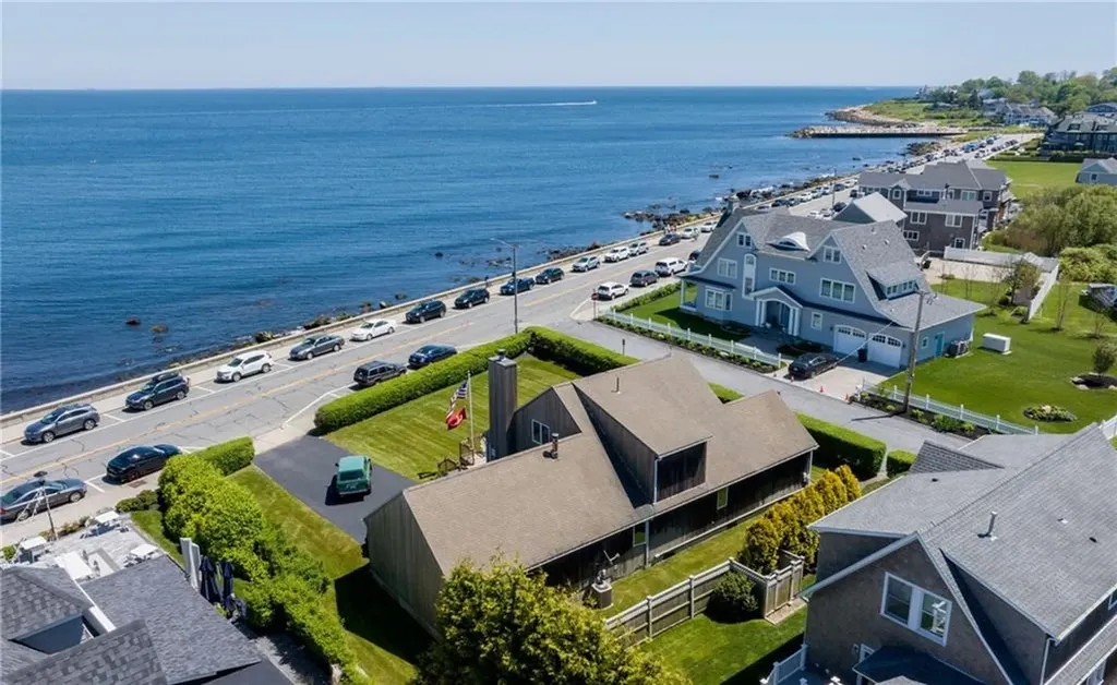 121 Ocean Road Narragansett RI 02882