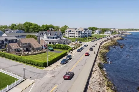 121 Ocean Road Narragansett RI 02882